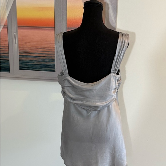 Isaac Mizrahi Silver Chemise with Bow Detail - Picture 4 of 6